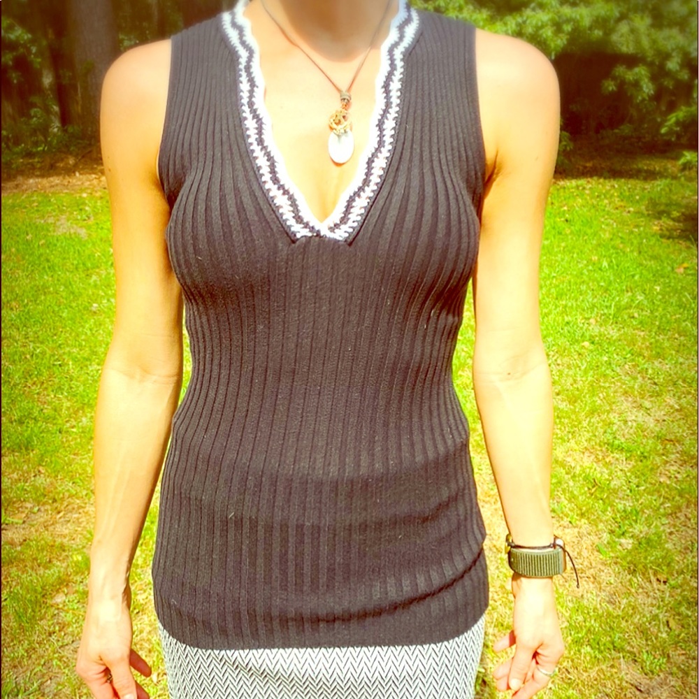 Cache, crocheted detailed sleeveless shirt.